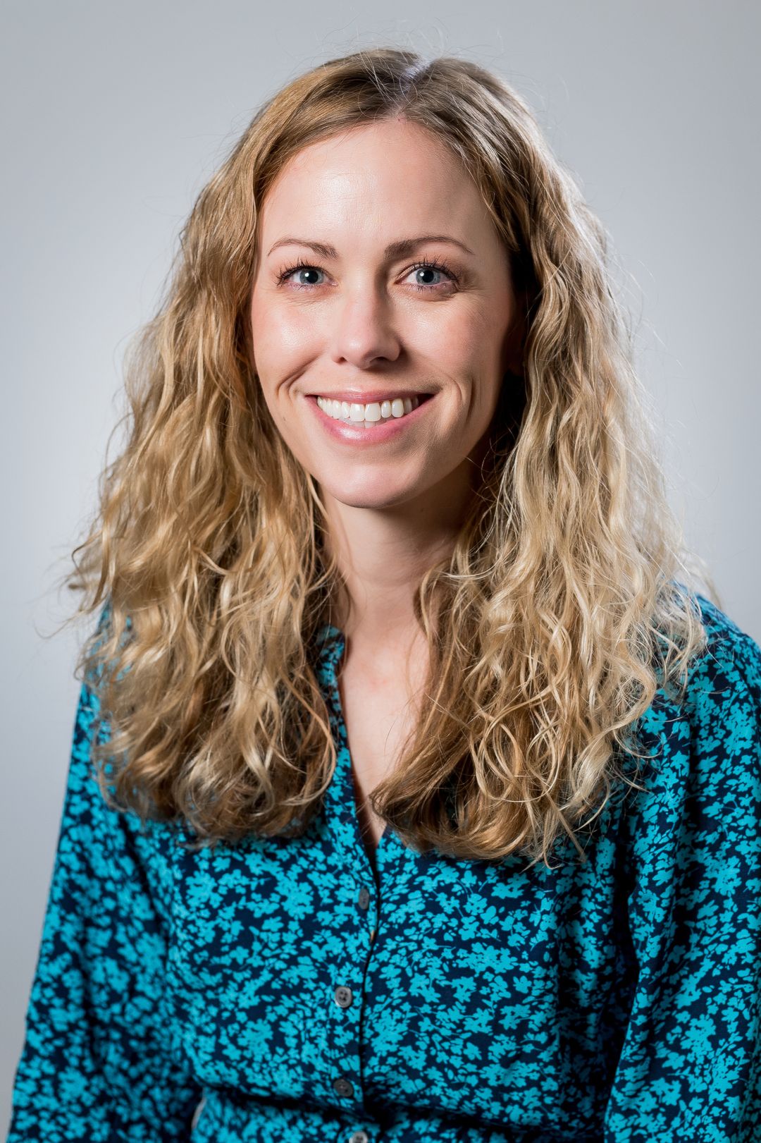 Photo of Carolyn Kelly